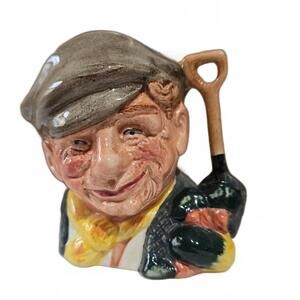 Royal Doulton Gardener Mini Character Jug / D6638 / 2.5" / Vintage